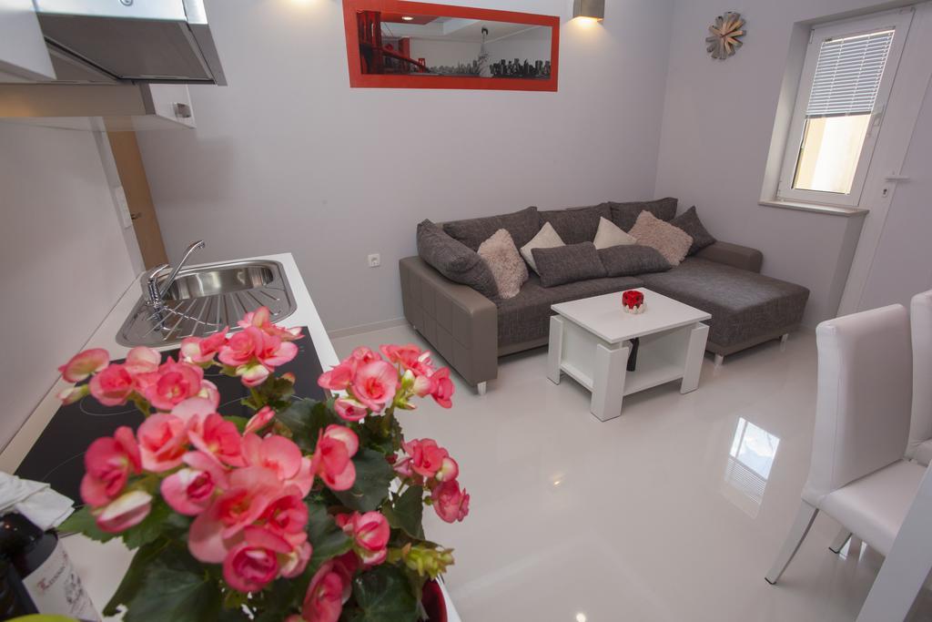 Lara Apartments 마카르스카 객실 사진
