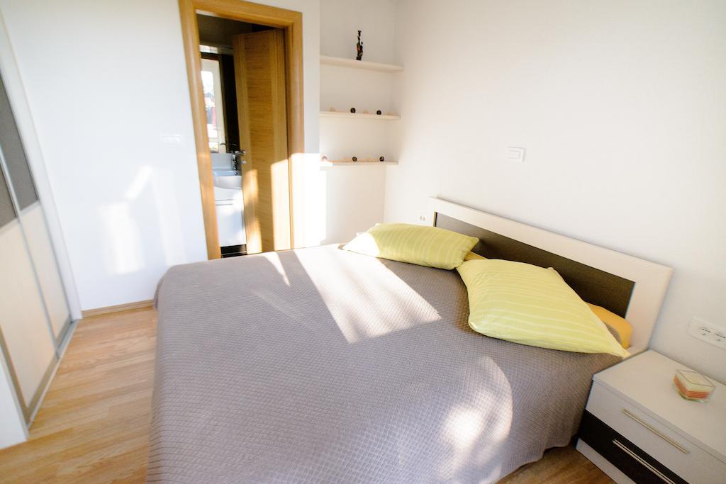 Lara Apartments 마카르스카 객실 사진