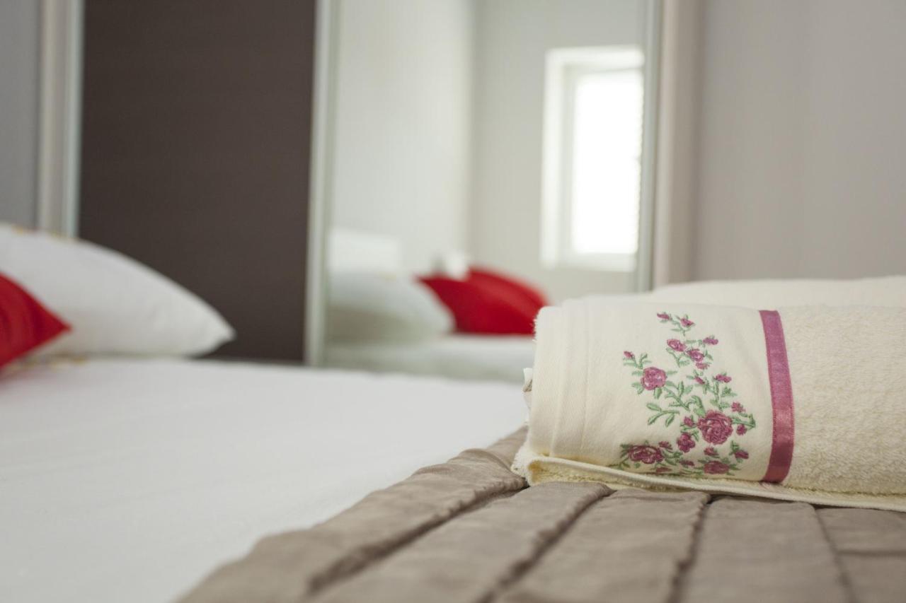 Lara Apartments 마카르스카 객실 사진
