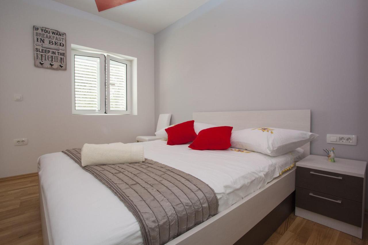 Lara Apartments 마카르스카 객실 사진